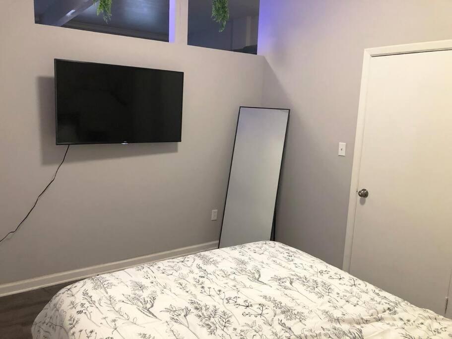 Downtown Cleveland -Modern First Floor Unit Apartment Exterior photo