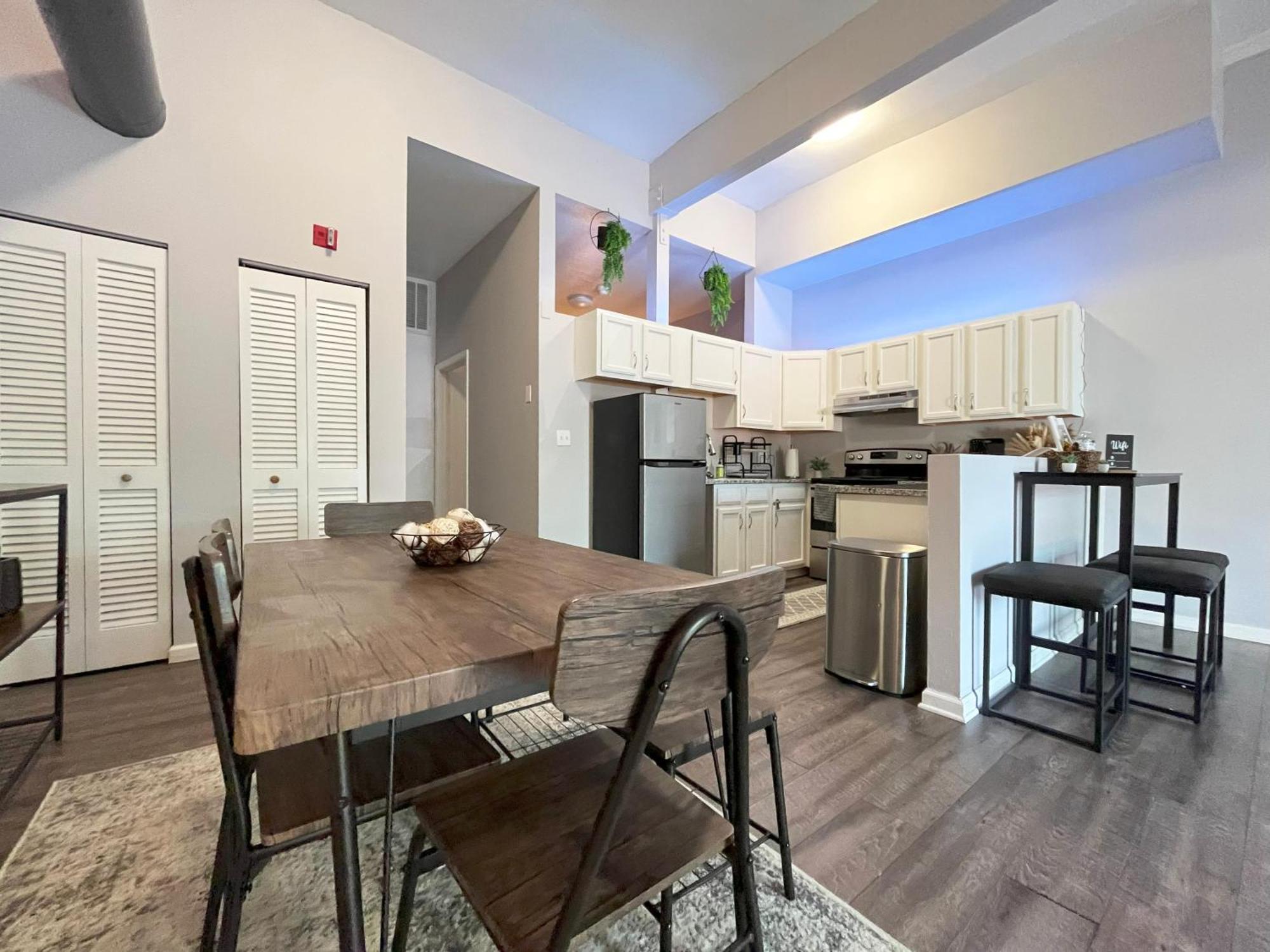 Downtown Cleveland -Modern First Floor Unit Apartment Exterior photo